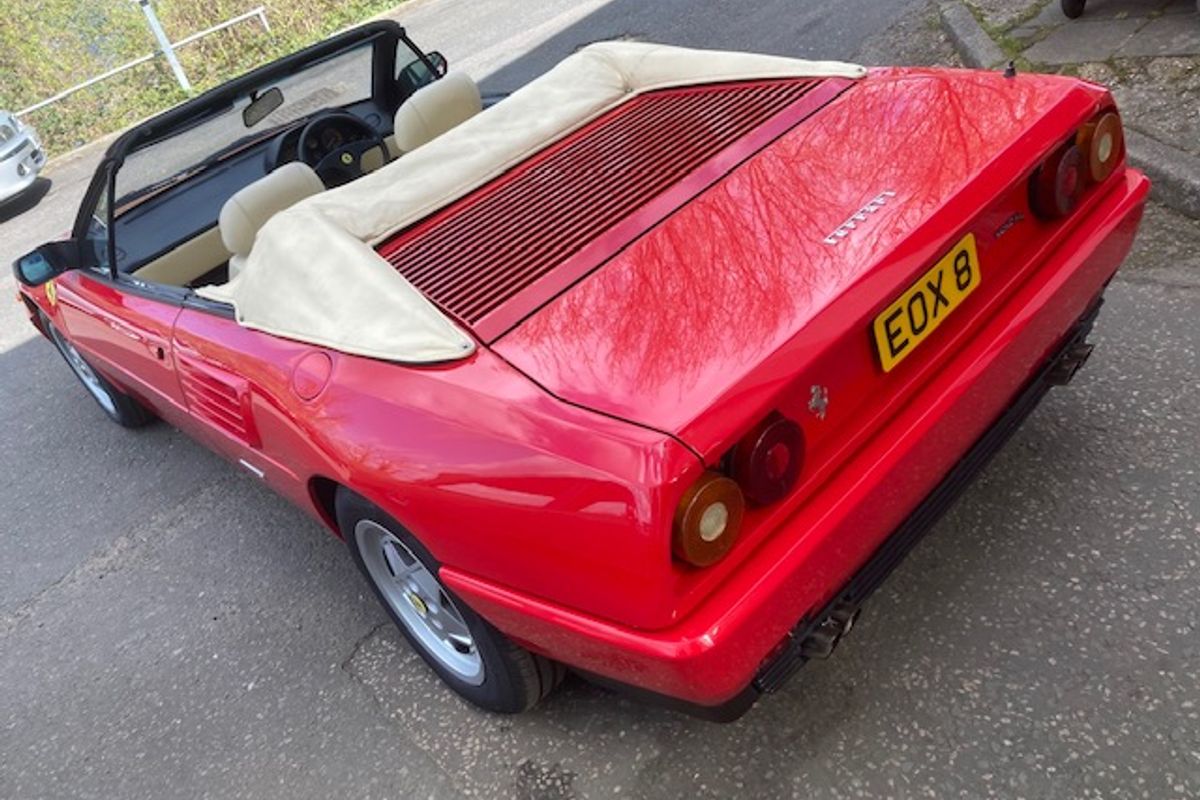 1990 Ferrari Mondial 3.4T Cabriolet