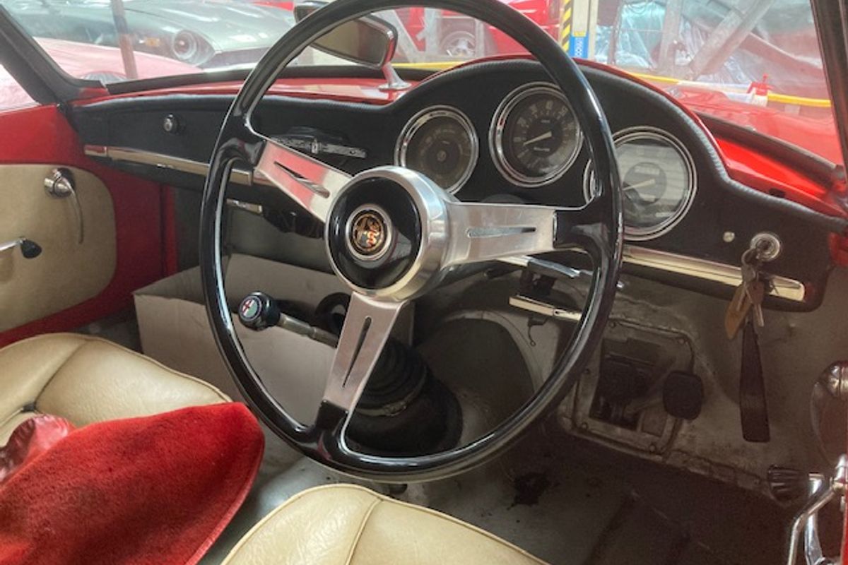 1963 Alfa Romeo Giulia Spider