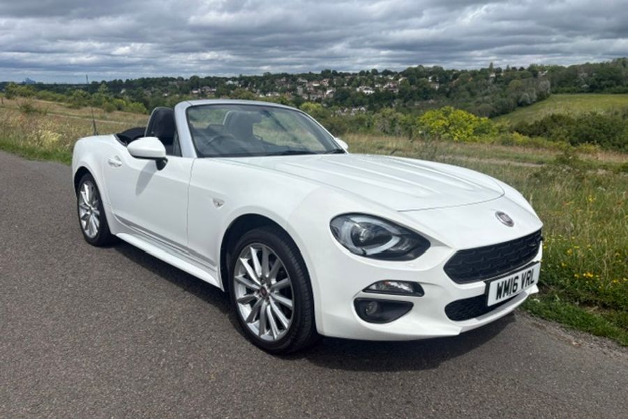 2016 Fiat 124 Spider Lusso