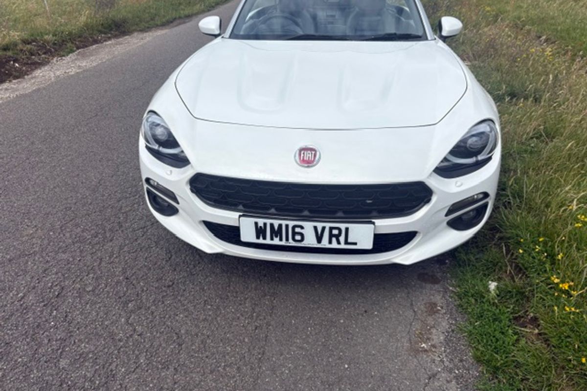 2016 Fiat 124 Spider Lusso